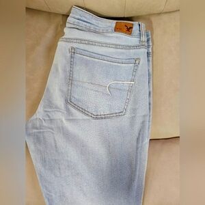 Unworn American Eagle Size 12 Jeans stretchy light brown wash denim